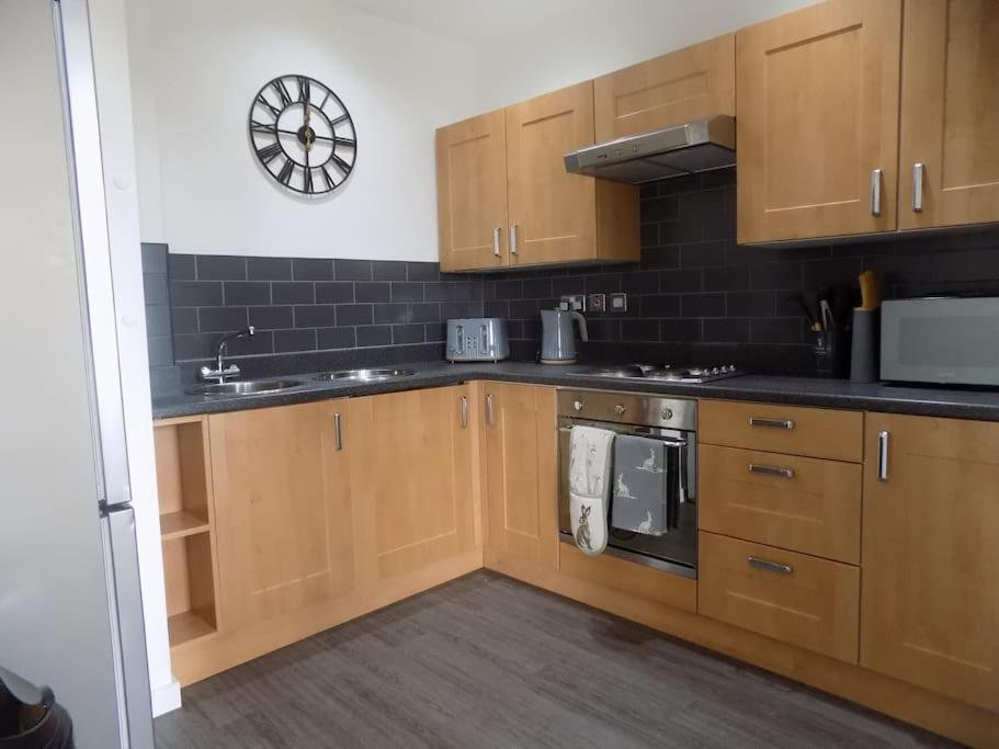 2 Bedroom Luxury City Centre Apt リンカーン エクステリア 写真