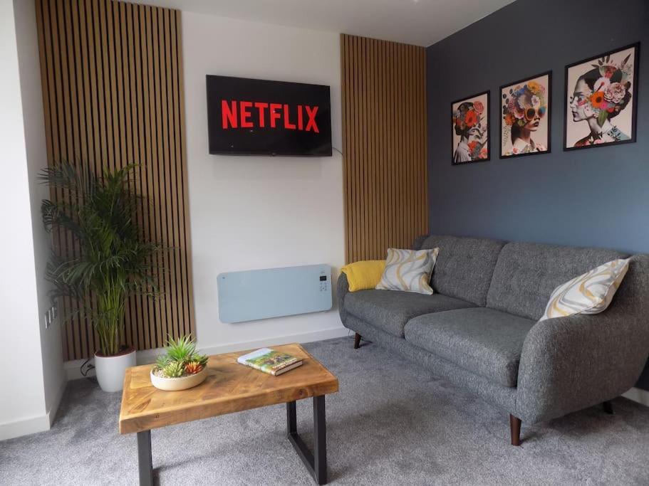 2 Bedroom Luxury City Centre Apt リンカーン エクステリア 写真